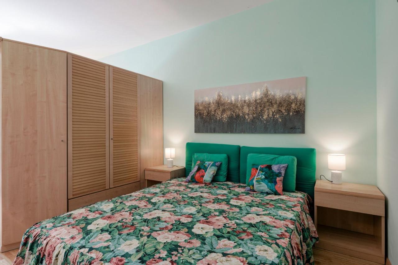 Azzurra Suite - Monolocale Con Piscina E Wifi Сірміоне Екстер'єр фото